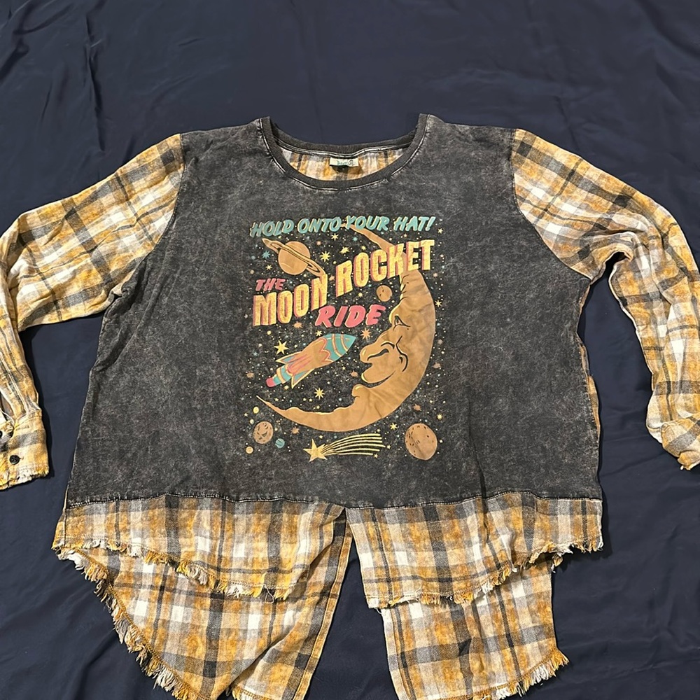 Jaded Gypsy Moon Tee Flannel